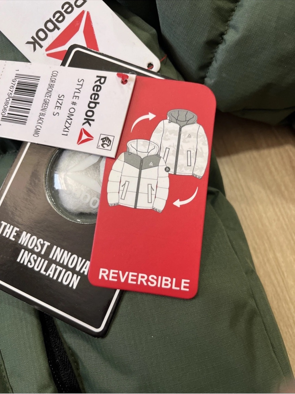 Reebok Olive Green Jacket Reversible with Black Zipper Detailing - Picture 13 of 16